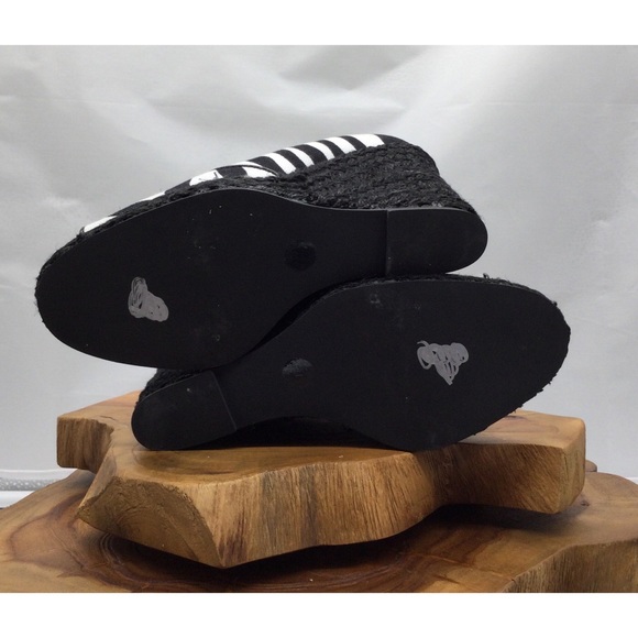 Michael Kors Wedges - Picture 5 of 5